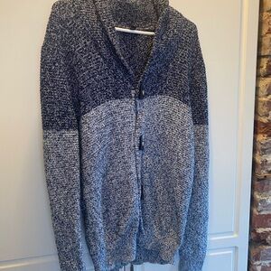 Men's Blue and Gray Sweater